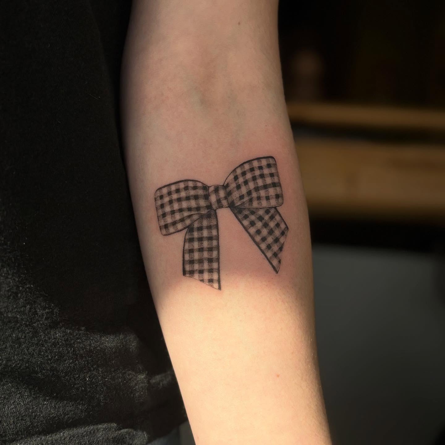Tattoo by @candytuesday — black_and_grey