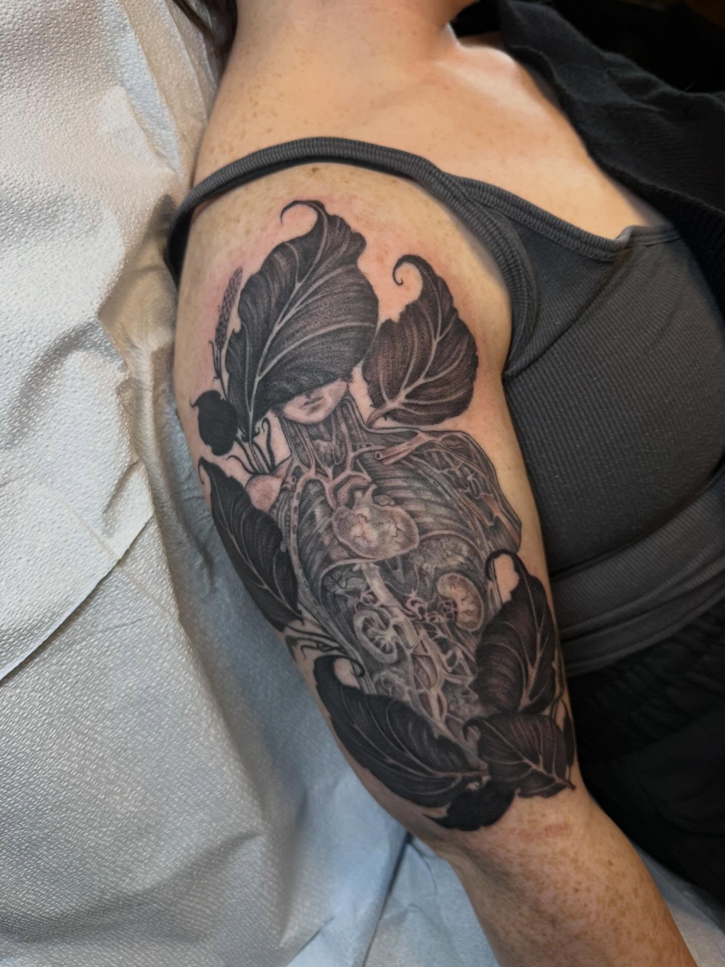 Heart and leaves realism tattoo on the shoulder by Cort Prescott 🕸 OKC Tattoo Artist, Oklahoma City, Oklahoma