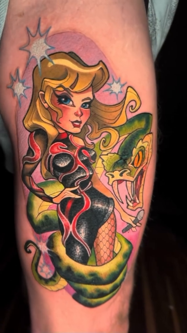 Tattoo by @silkywilsontattoos โ neo_traditional