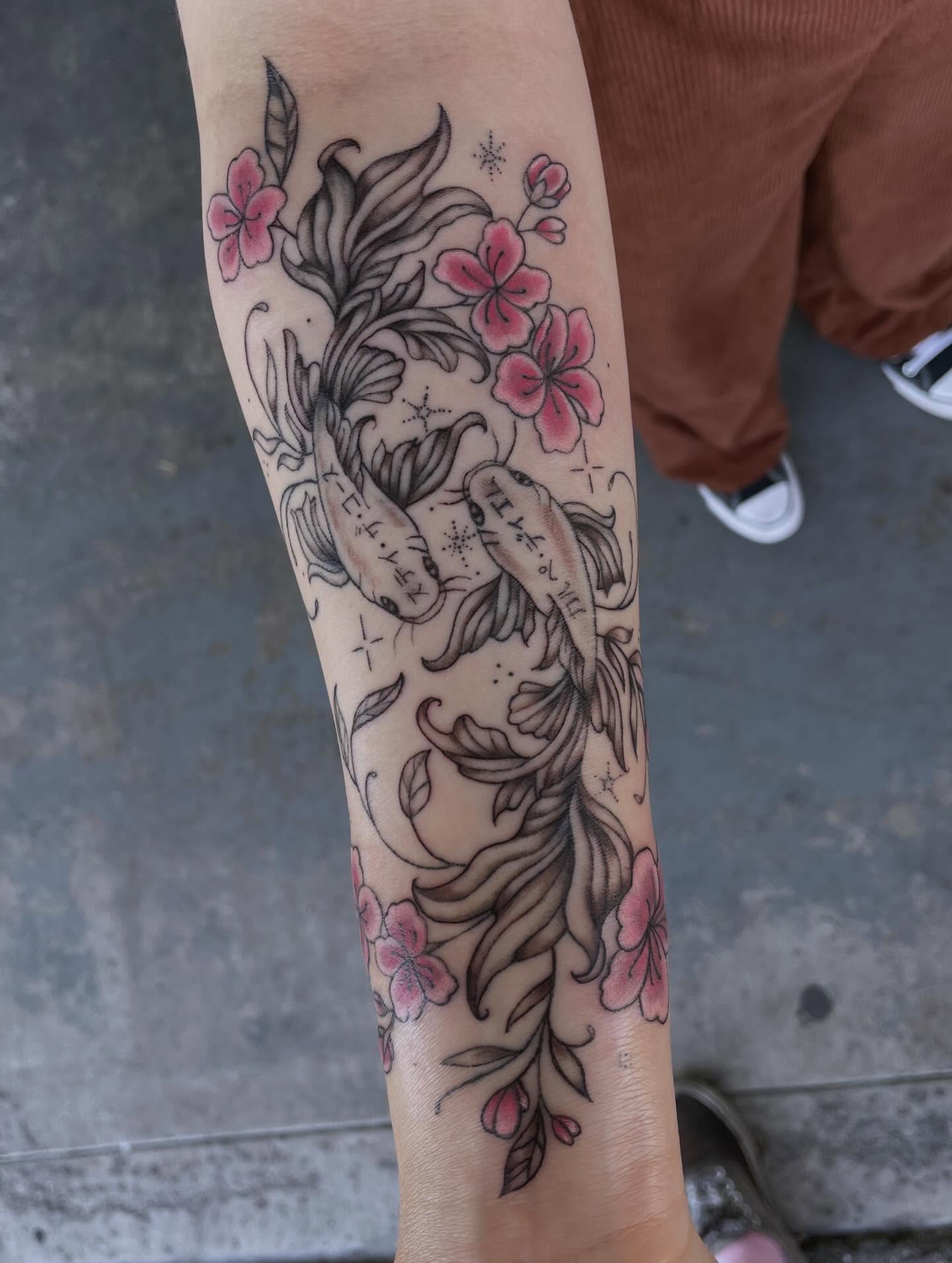 Tattoo by @tattoomebella β american_traditional, dotwork