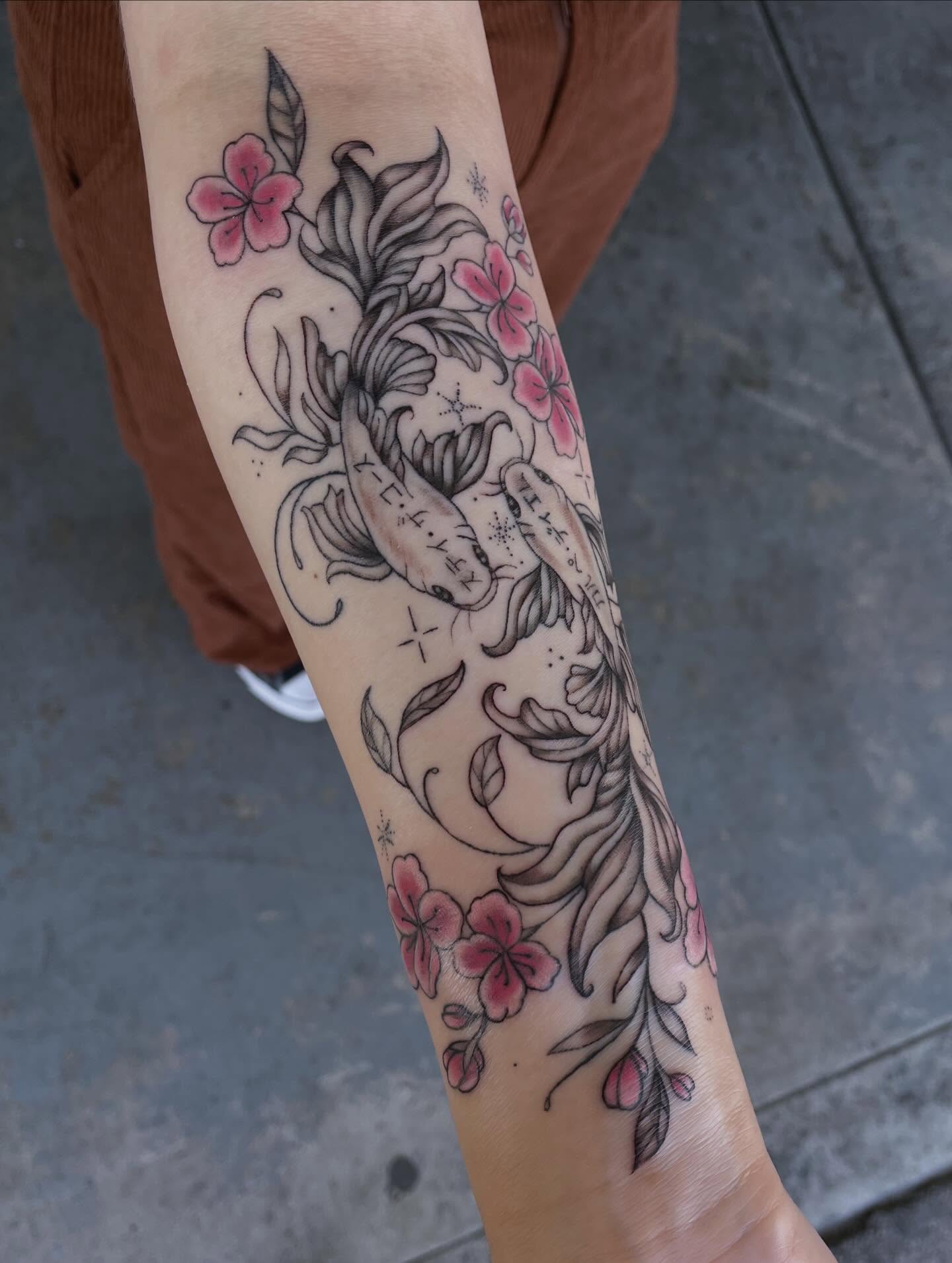 Tattoo by @tattoomebella β japanese_irezumi, dotwork