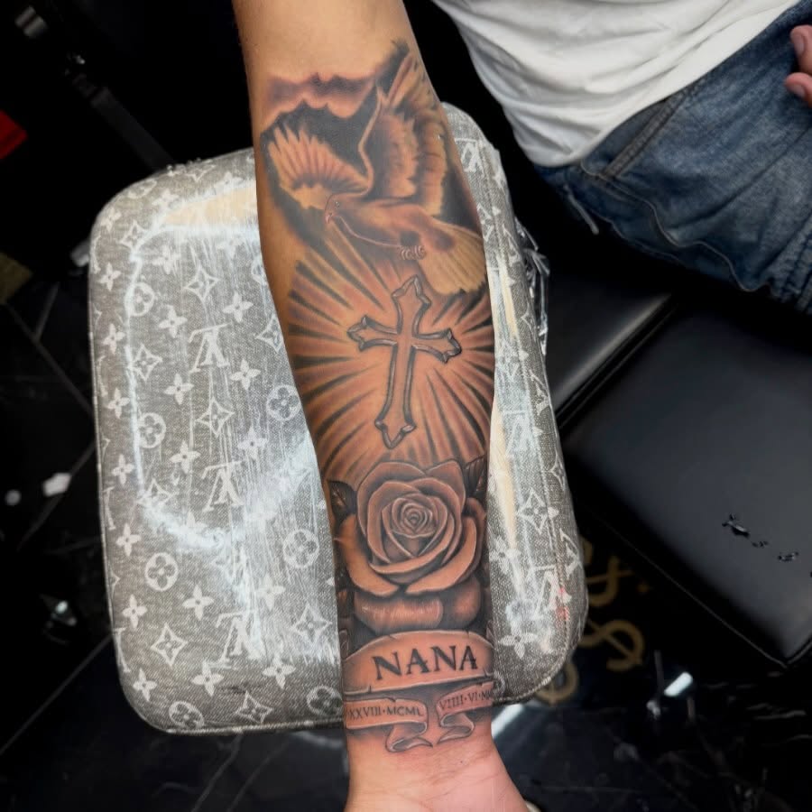 Tattoo by @fuxwithamber β realism, black_and_grey