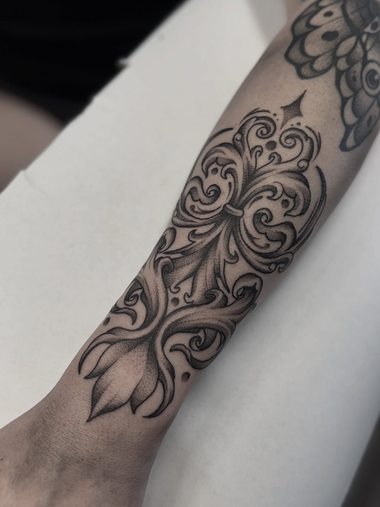 Tattoo by @welpfu — black_and_grey