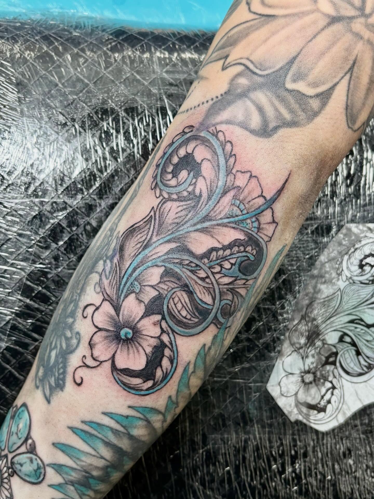 Tattoo by @ciarahofmeisterink — neo_traditional