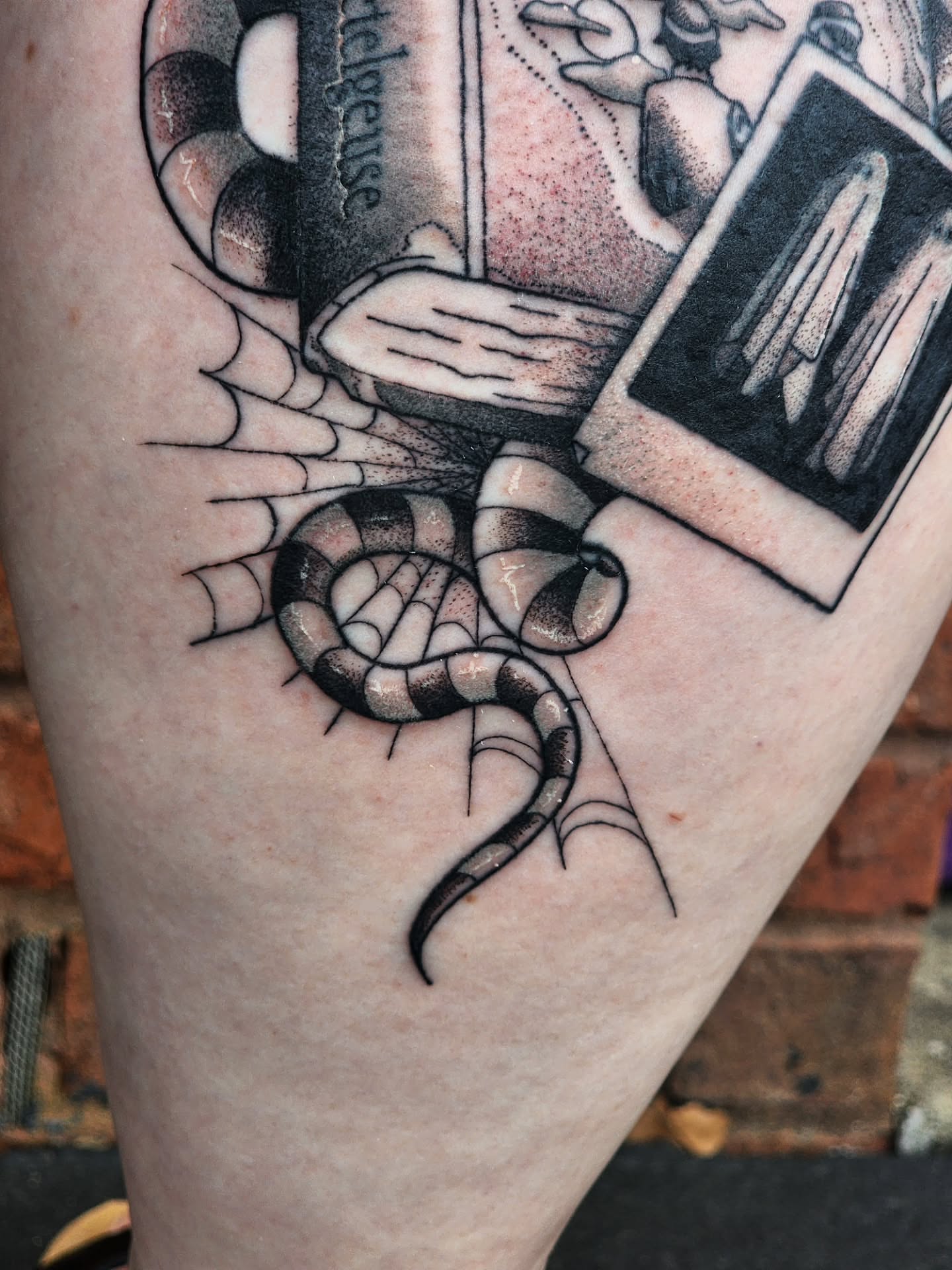 Tattoo by @mimmsytattoo — black_and_grey, realism