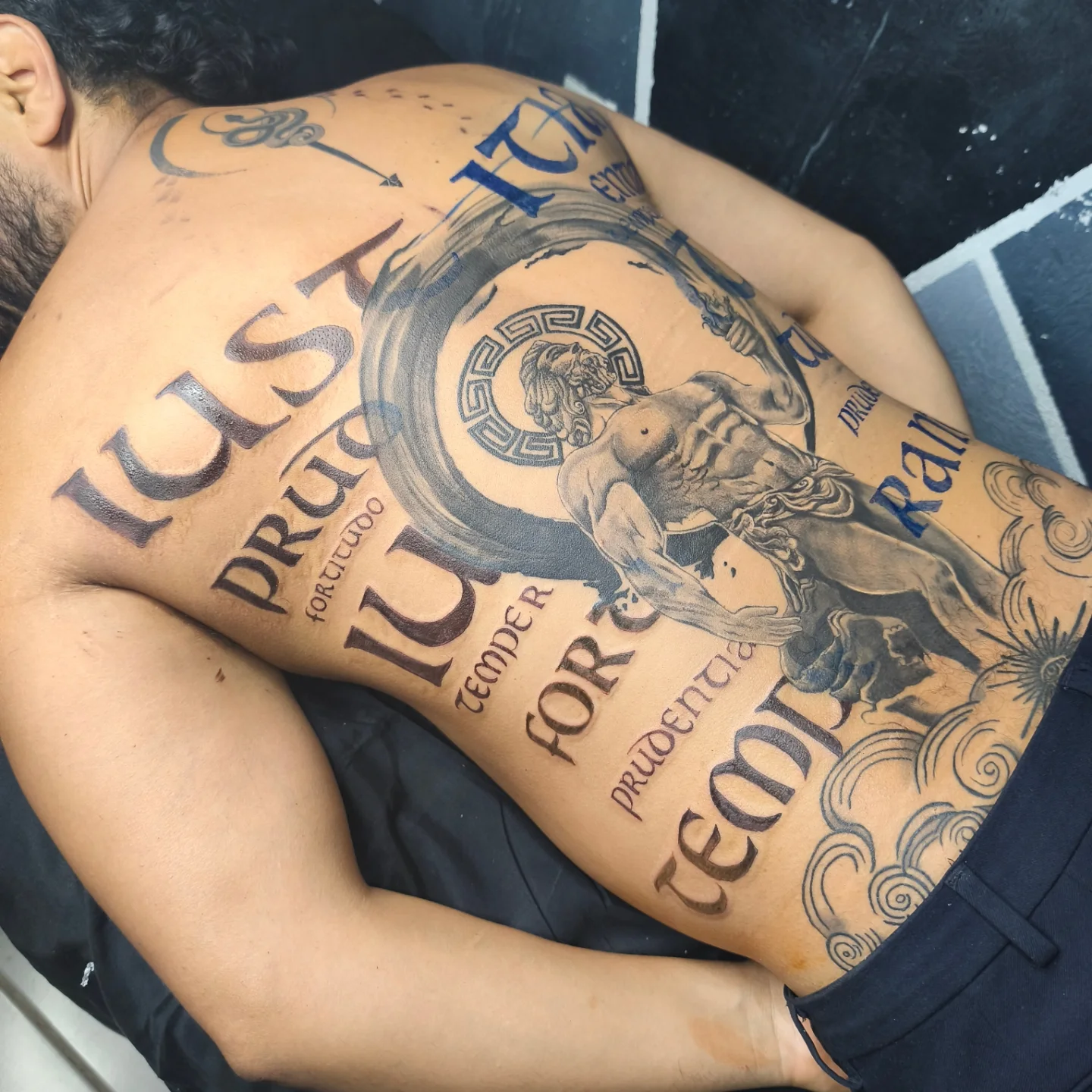 Tattoo by @mello_blue_tatto0 β black_and_grey