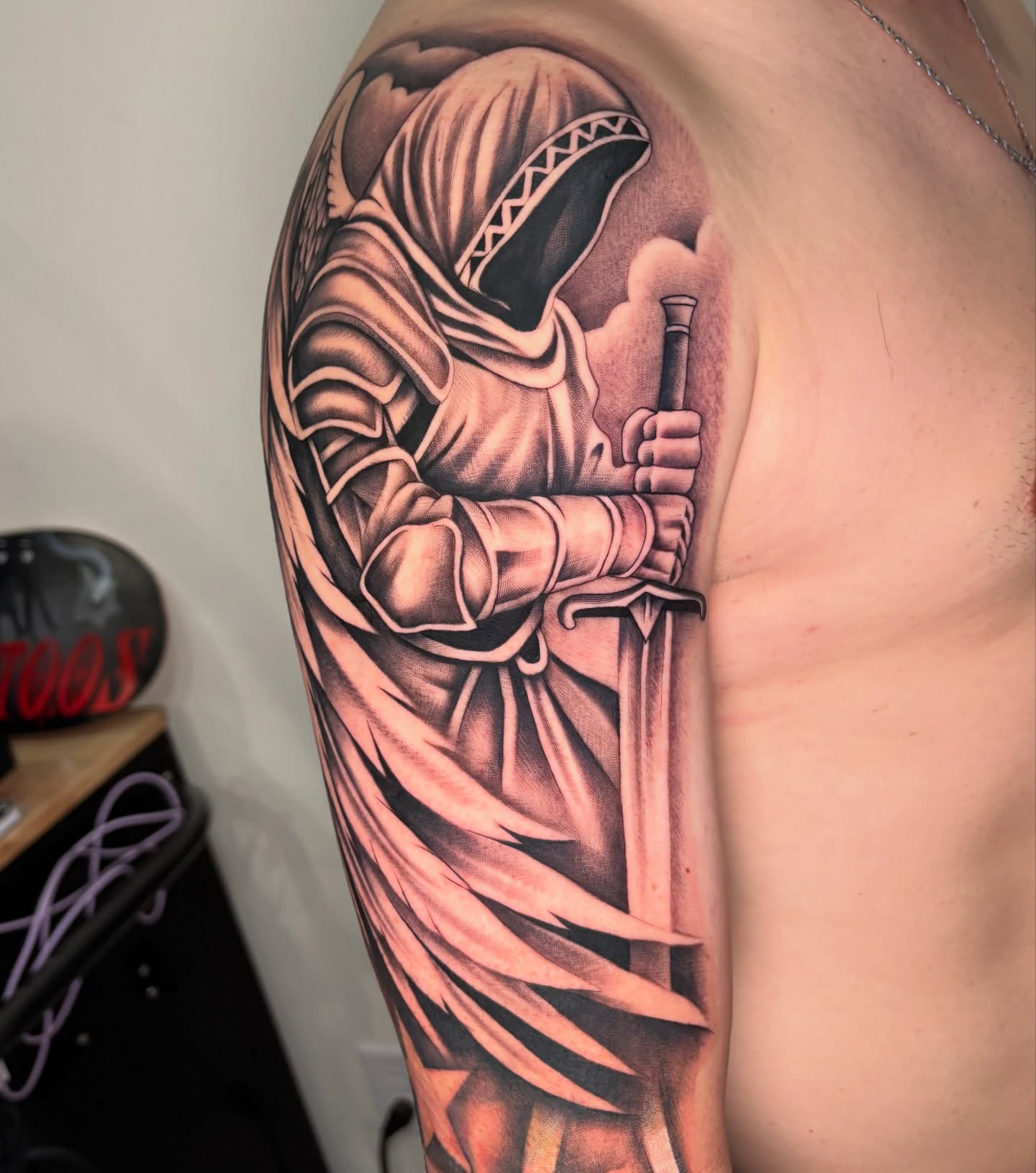 Grim reaper black and grey tattoo on the shoulder by Osiel Rodriguez