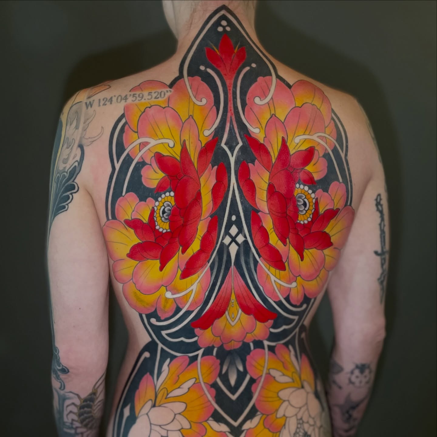 Tattoo by @jimsylviatattoo — american_traditional, geometric