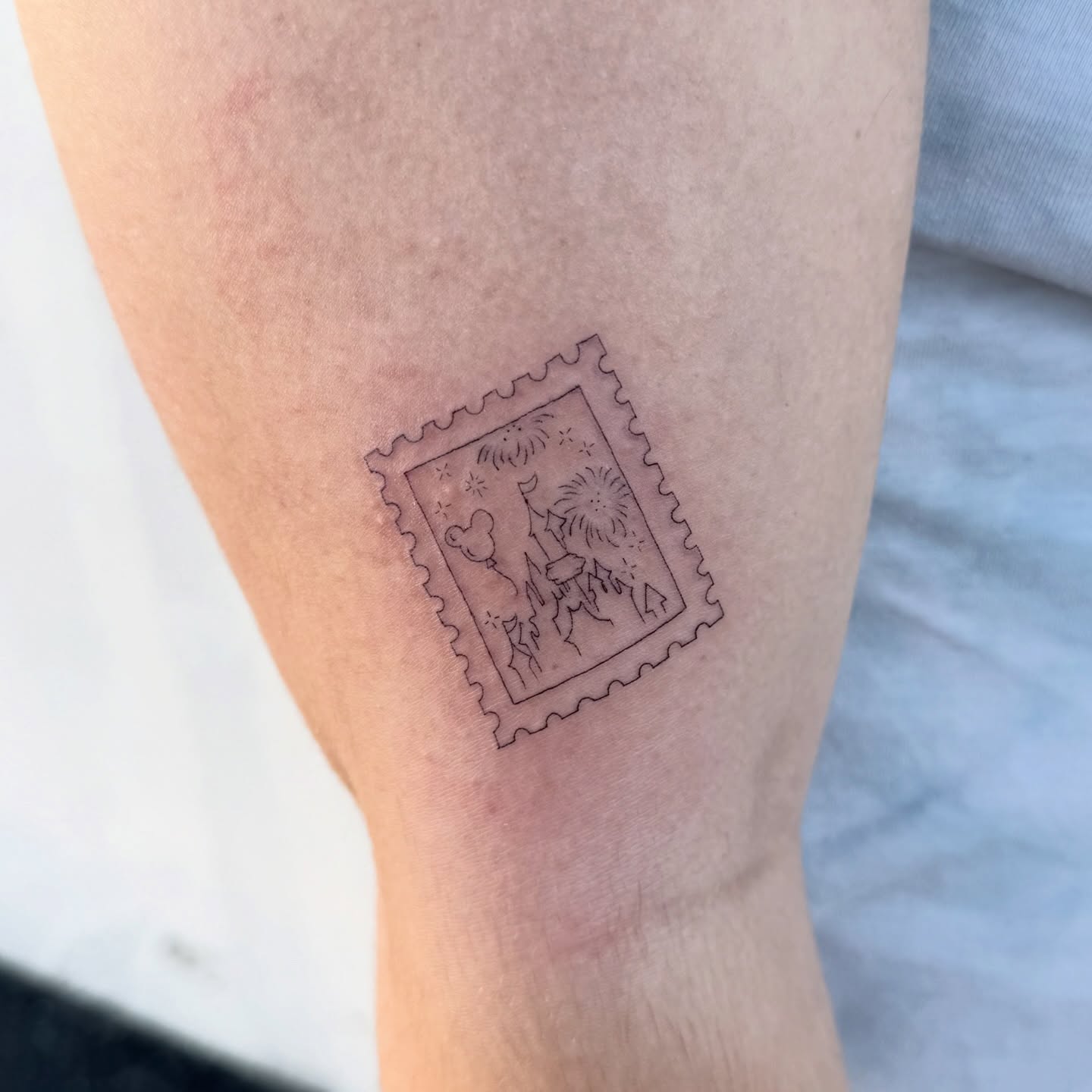 Tattoo by @madisonpaigedavenport — black_and_grey