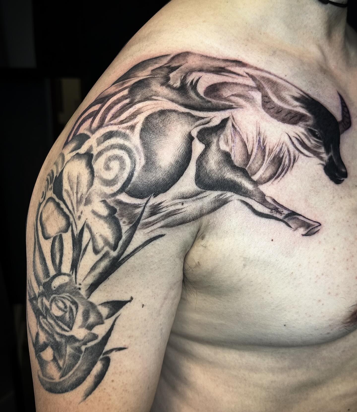 Bull and roses realism tattoo on the shoulder by 🌜🔮✨Anya Casey✨🔮🌛