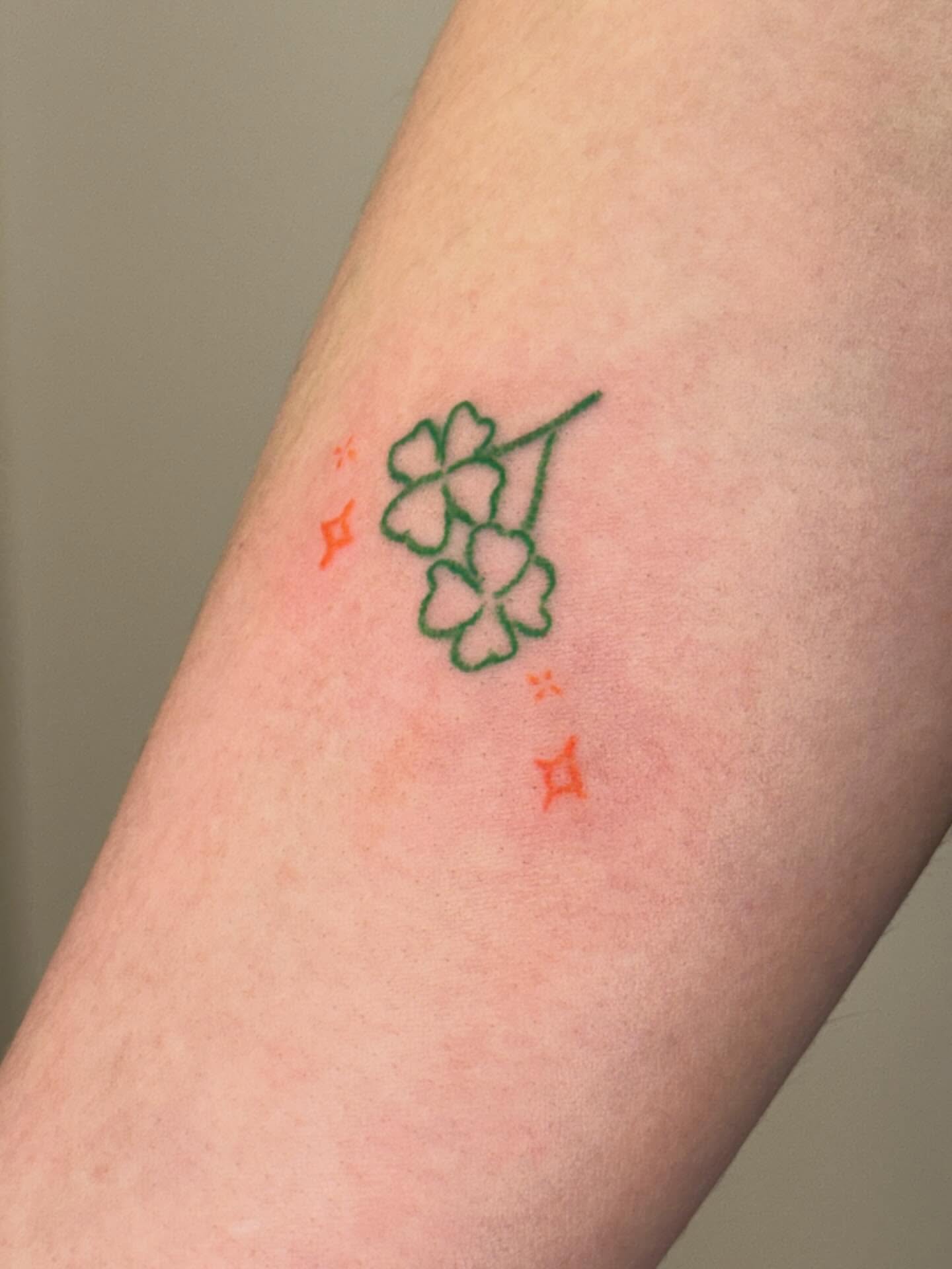 Tattoo by @hanamaru.ink — dotwork