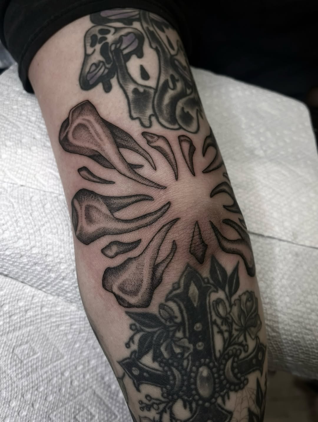 Tattoo by @vicentetattoos — black_and_grey, realism