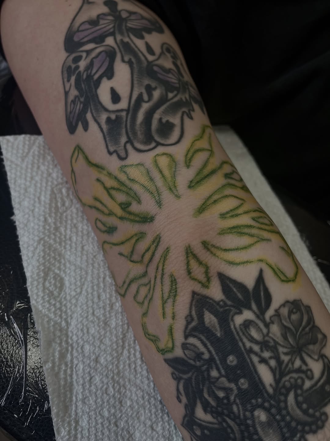 Tattoo by @vicentetattoos — blackwork, neo_traditional
