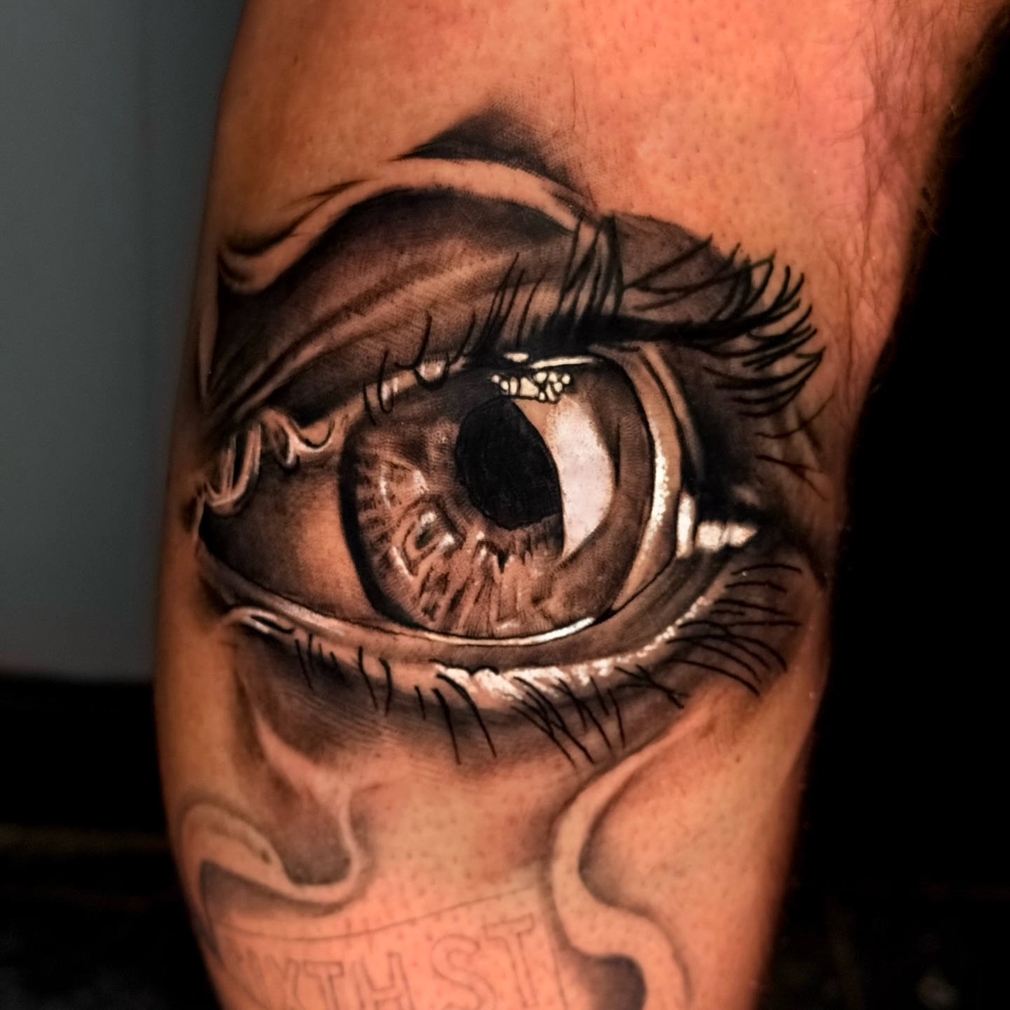 Tattoo by @kendyyl — realism, black_and_grey