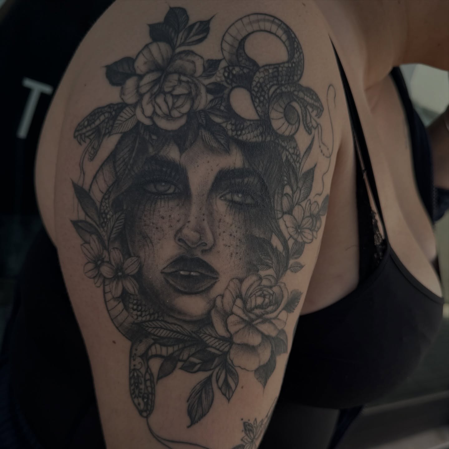 Tattoo by @ermetica_tattoo — black_and_grey, realism