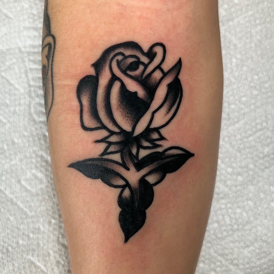 Tattoo by @eriksheppardtattoo — black_and_grey