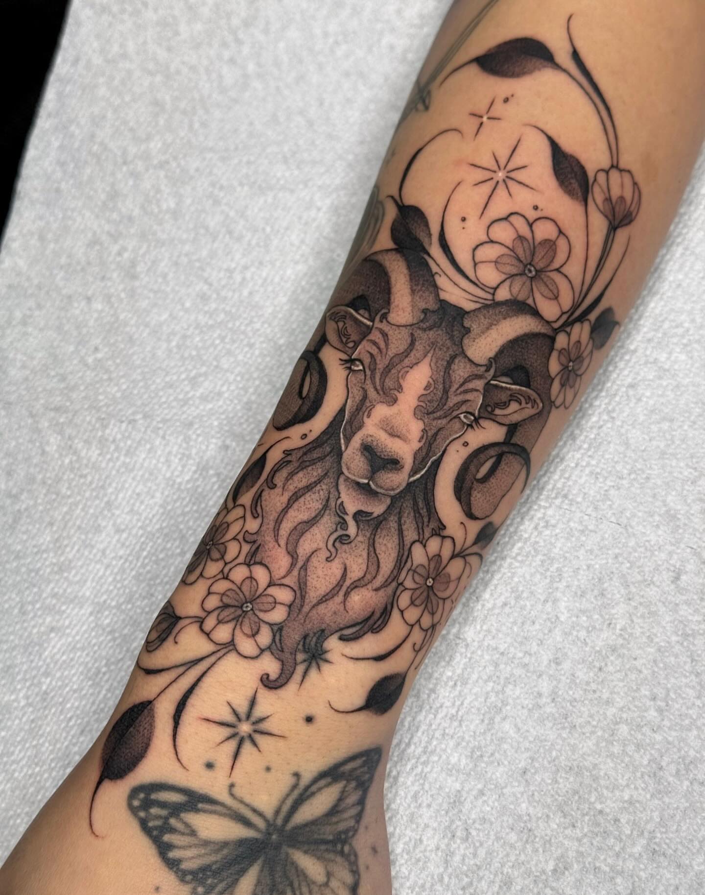 Tattoo by @kaylacancion — black_and_grey, realism