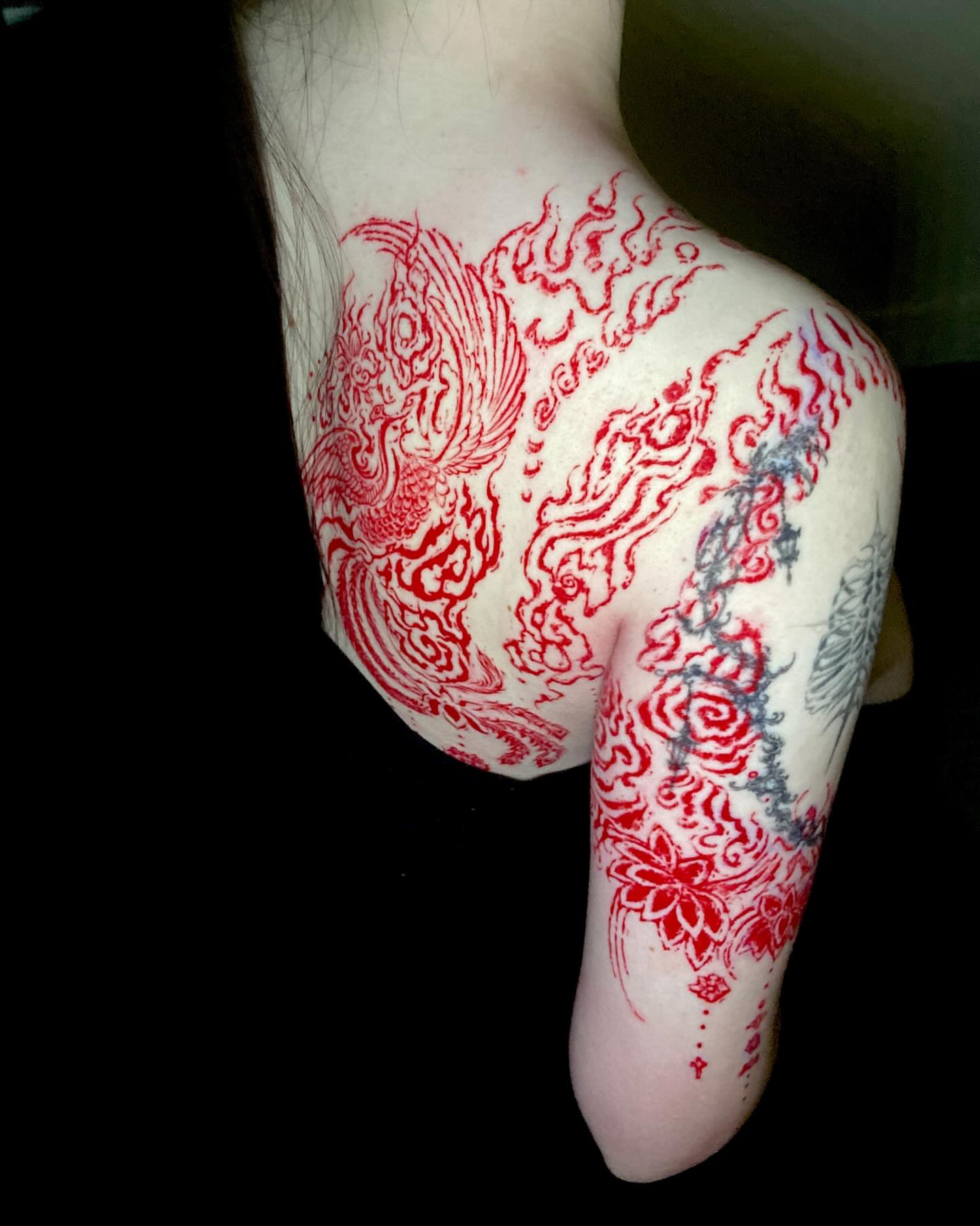 Floral and mythical creature dotwork tattoo on the shoulder by ༒ ₐₙ𝓰ₑₗₐ  ༒