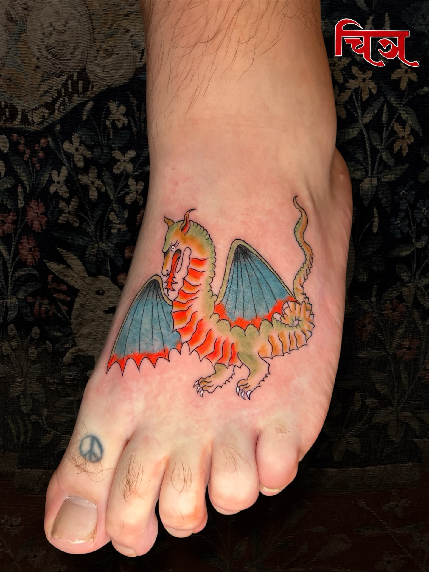 Dragon American traditional tattoo on the foot by ⁂ 𝕽𝖊𝖆𝖌𝖆𝖓⁂, Texas City, Texas