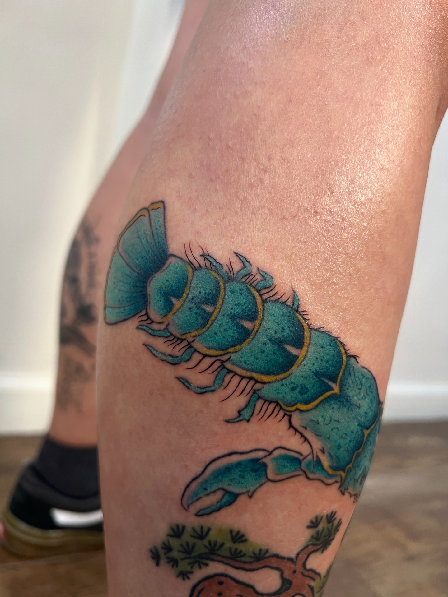 Lobster new school tattoo on the leg by Diana García