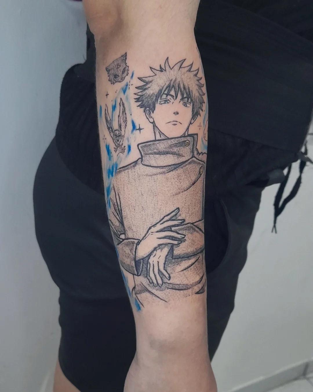 Tattoo by @wesleyfdm โ dotwork, anime