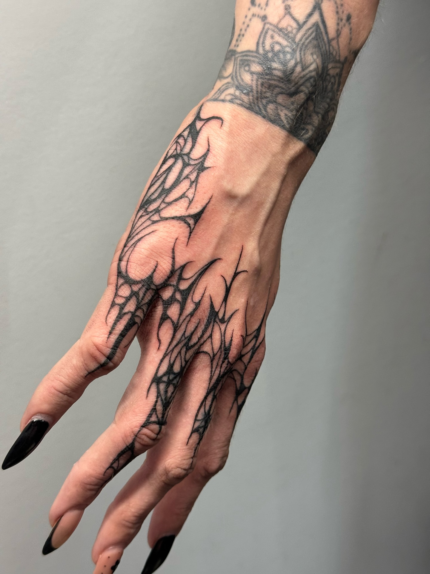 Tattoo by @ilenadoodles β black_and_grey