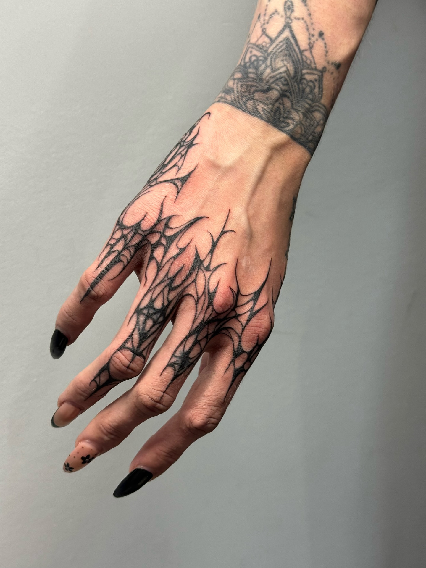 Tattoo by @ilenadoodles β black_and_grey