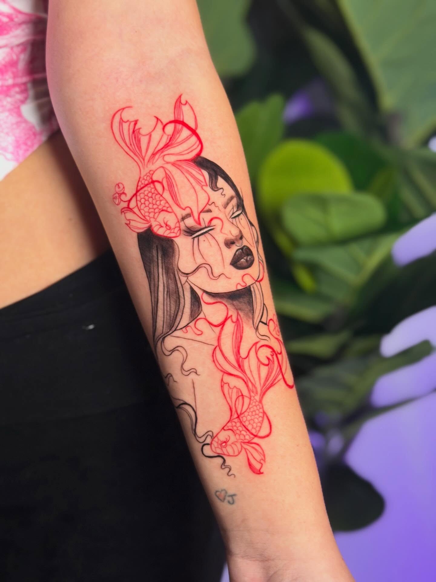 Tattoo by @yennyinktattoo β illustrative