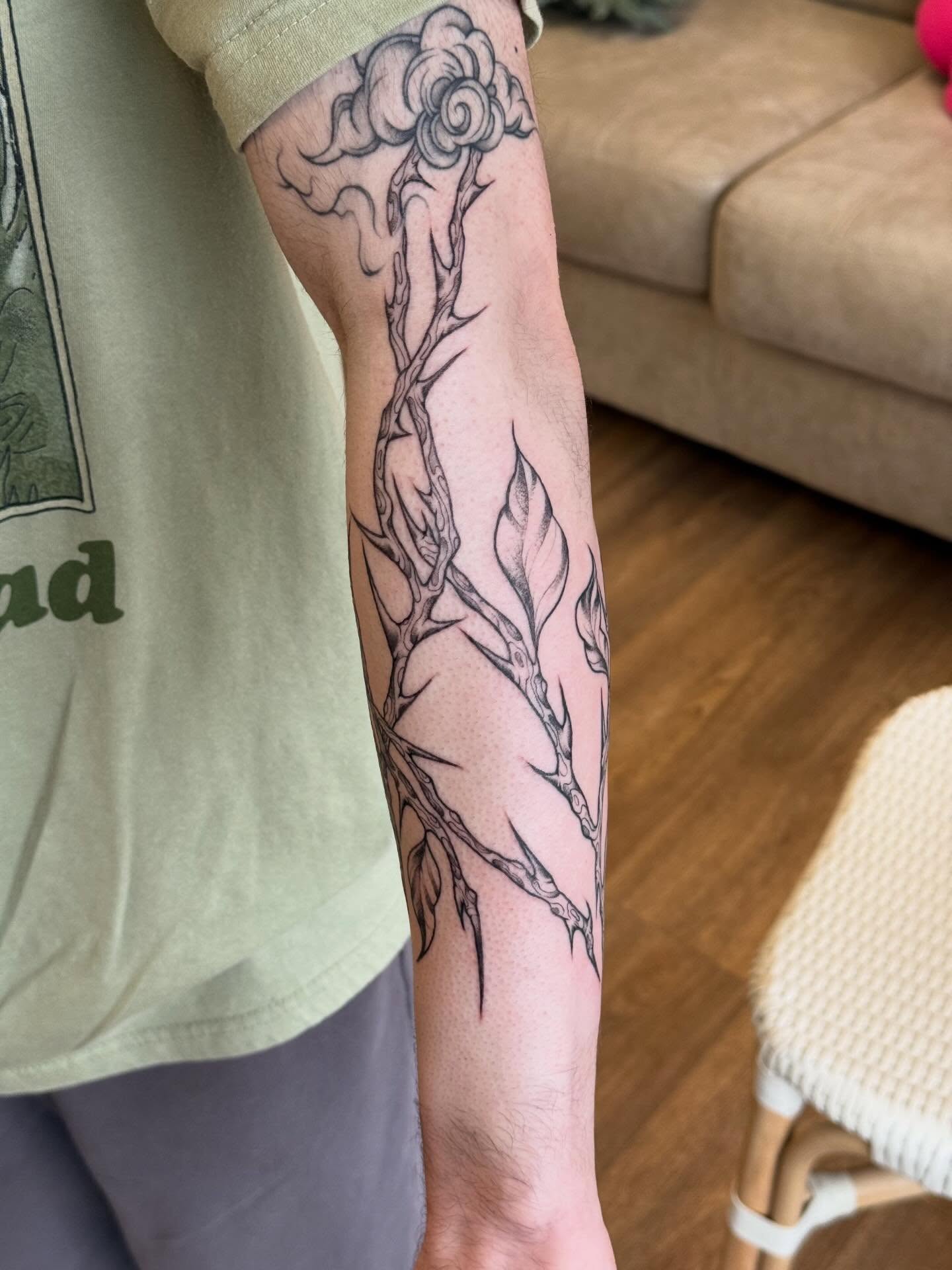 Tattoo by @raeofsunshine.tts — black_and_grey