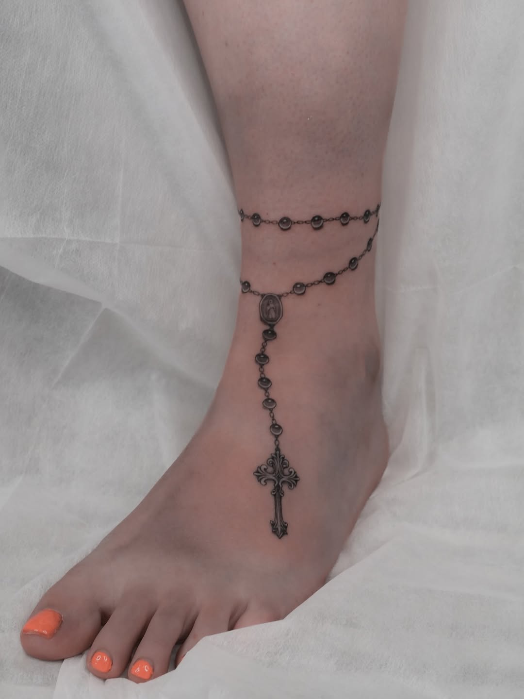 Tattoo by @tattooernyc โ fine_line, black_and_grey