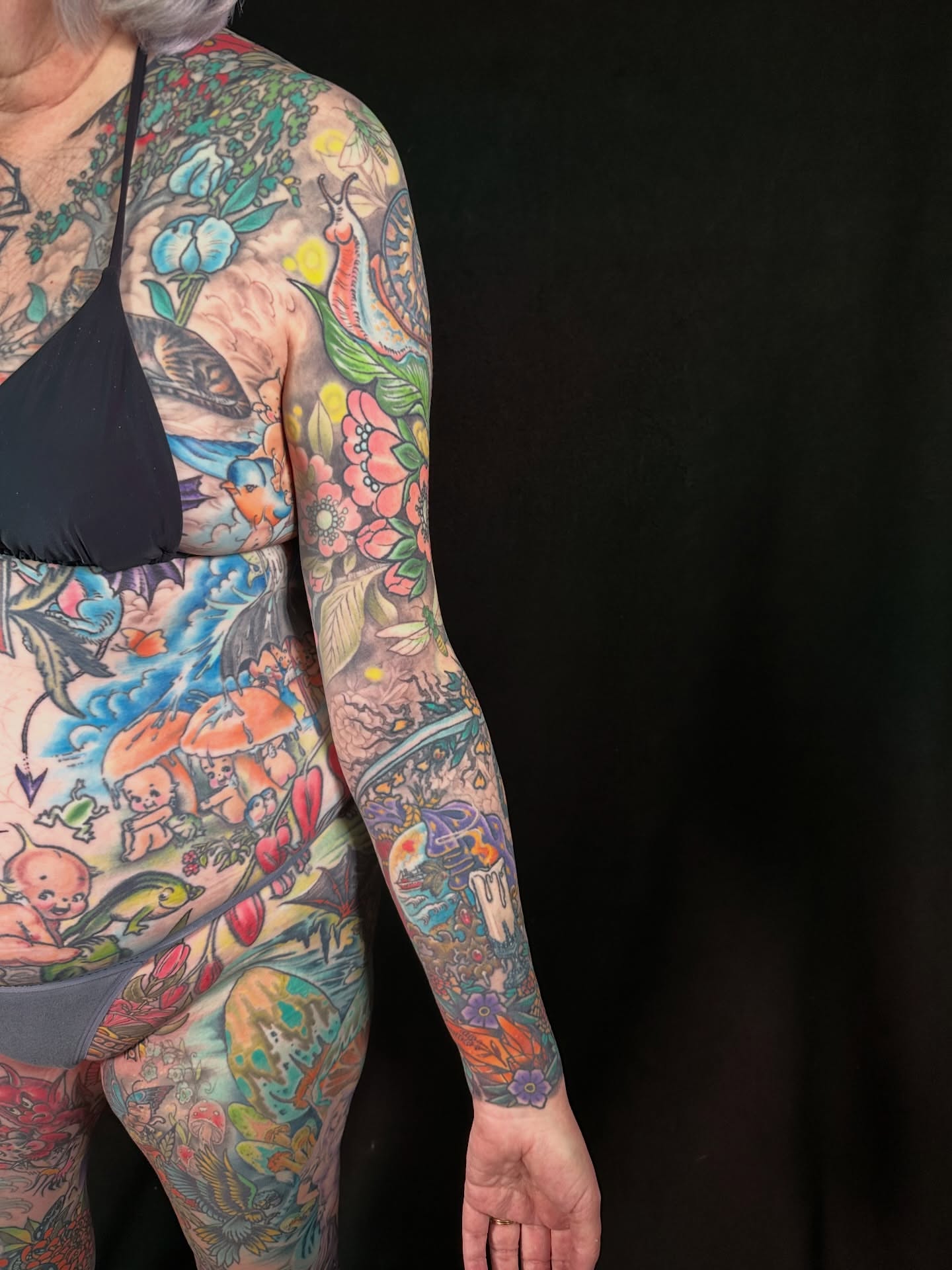 Tattoo by @electricunicorn — american_traditional, dotwork