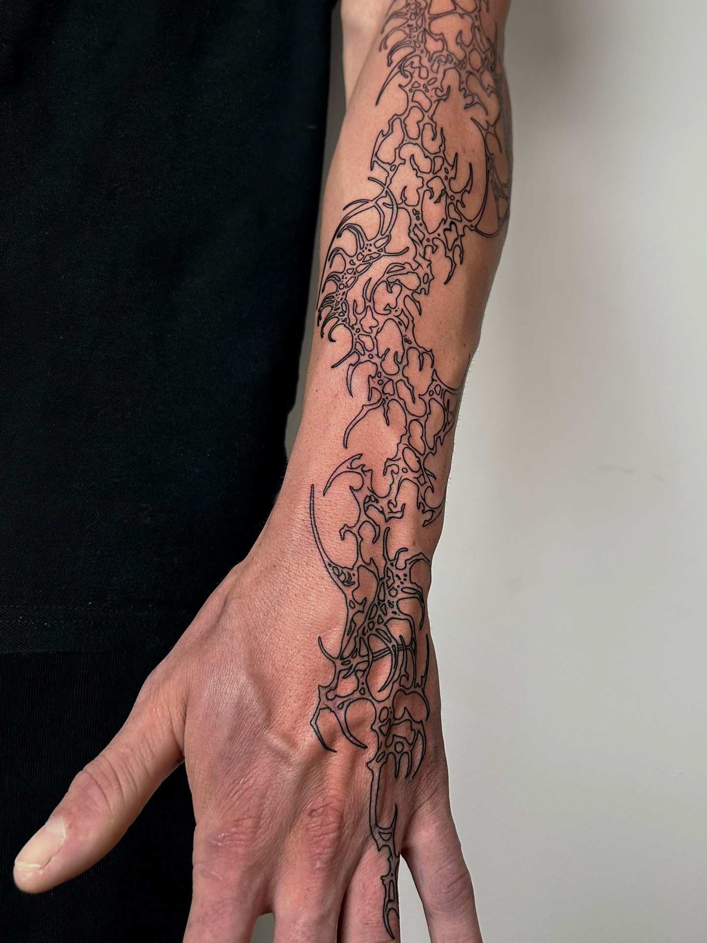 Tattoo by @hayleybayleytattoos — black_and_grey