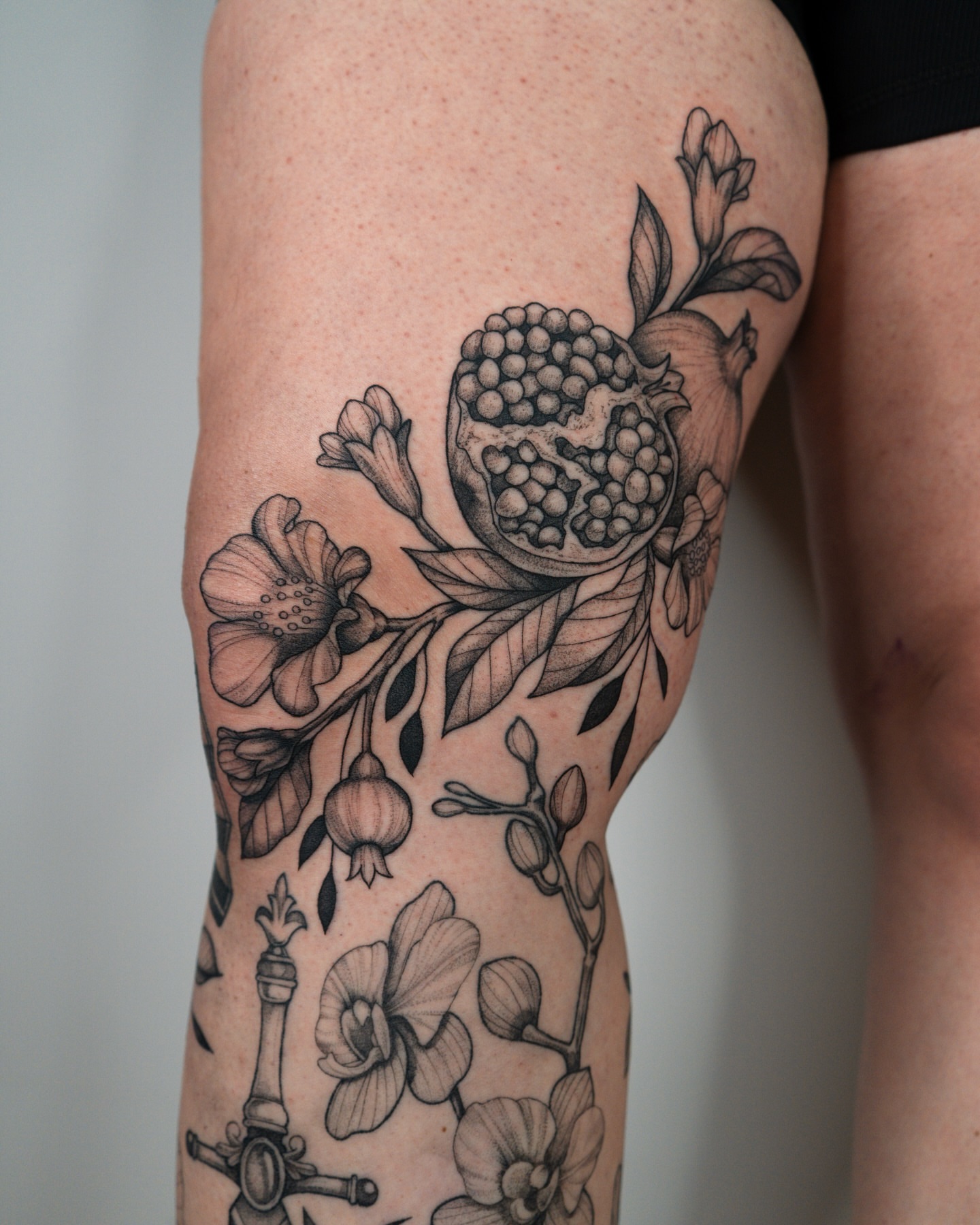 Tattoo by @mikaylasuetattoo — black_and_grey, realism