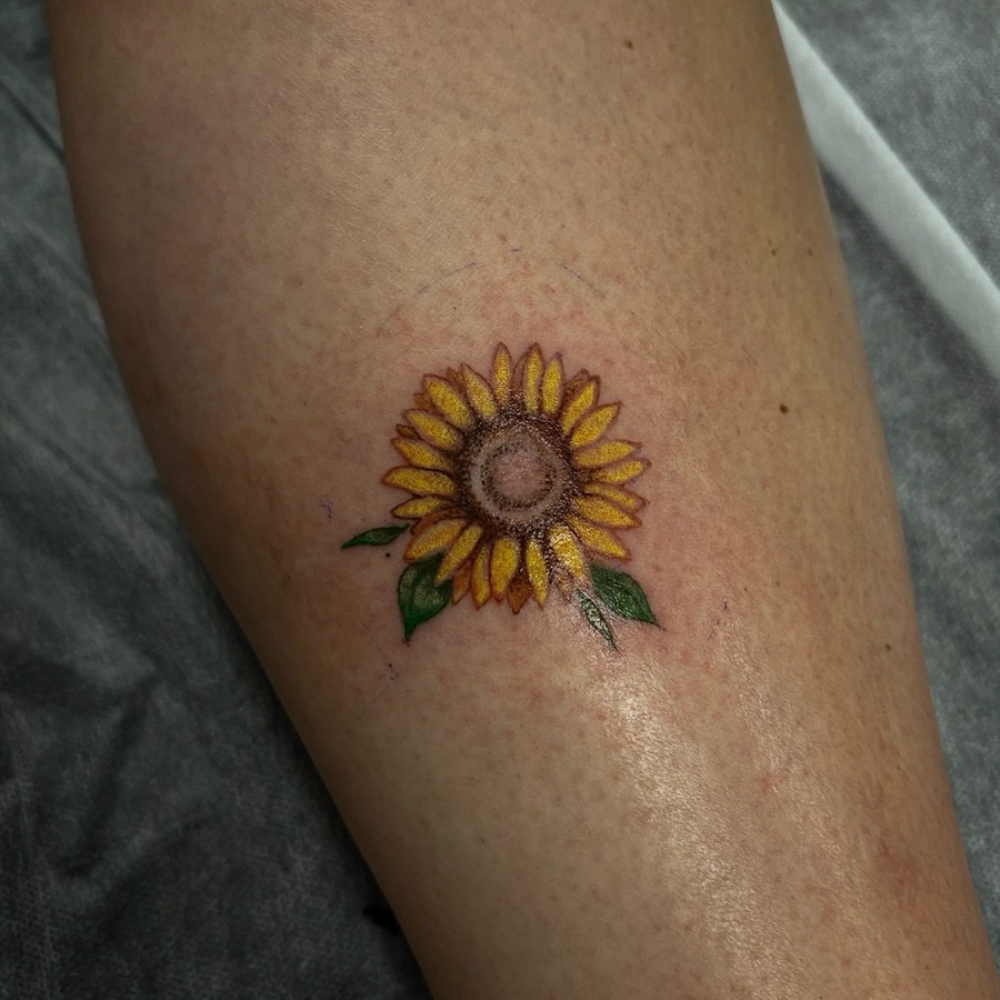 Tattoo by @smellsrotten — realism
