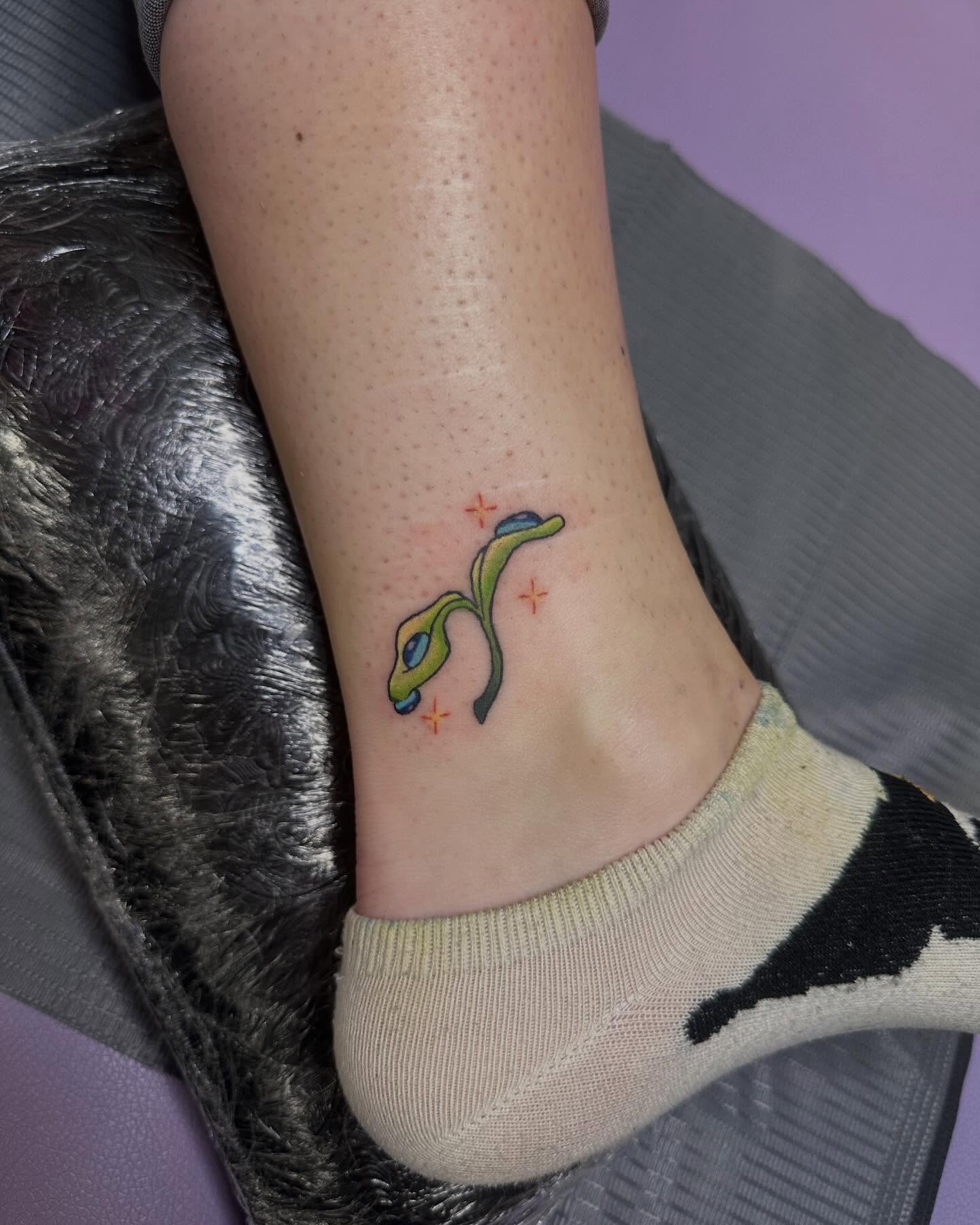 Tattoo by @kreidtattoo — new_school