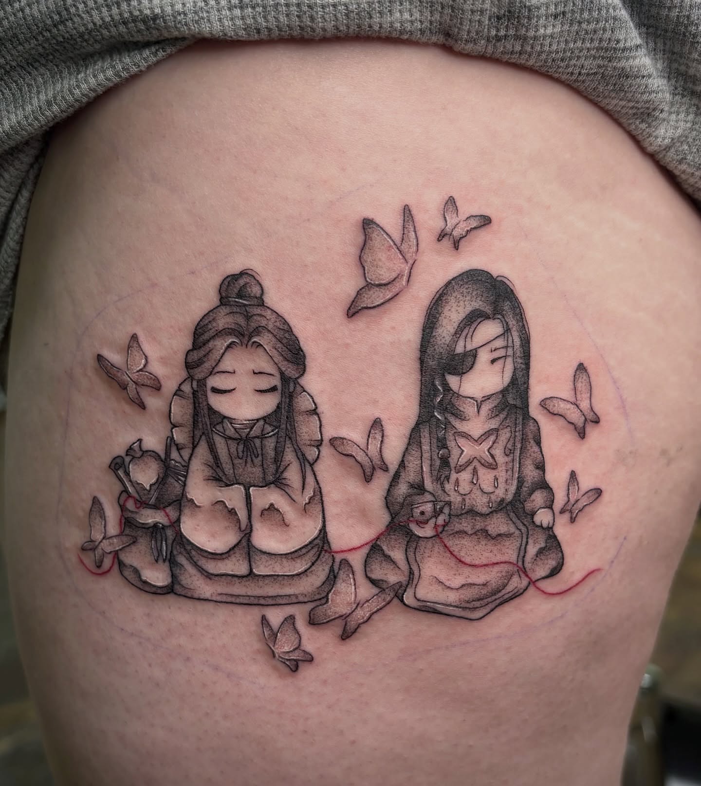 Tattoo by @aves_inks — black_and_grey