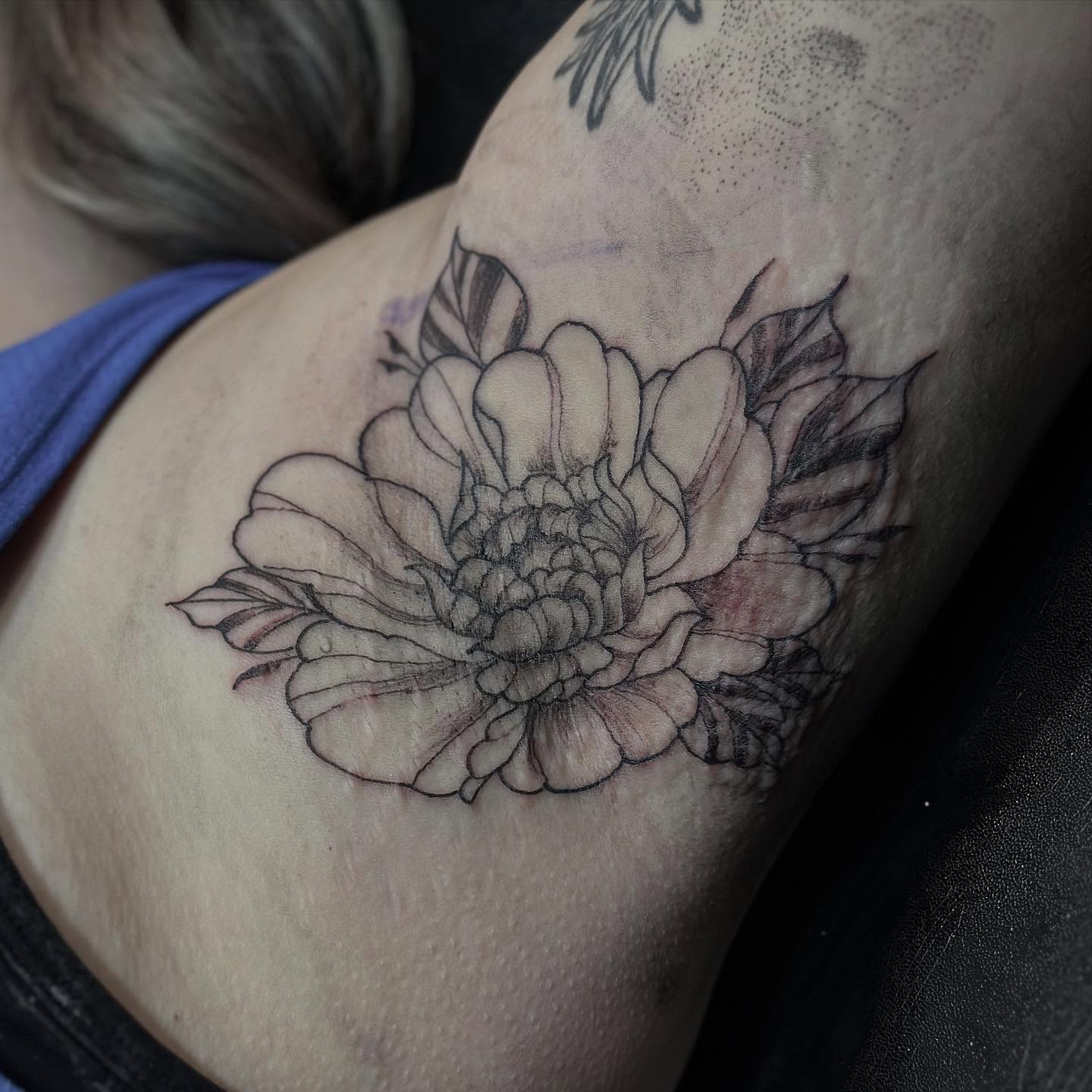 Tattoo by @jewelstattoos_ — black_and_grey
