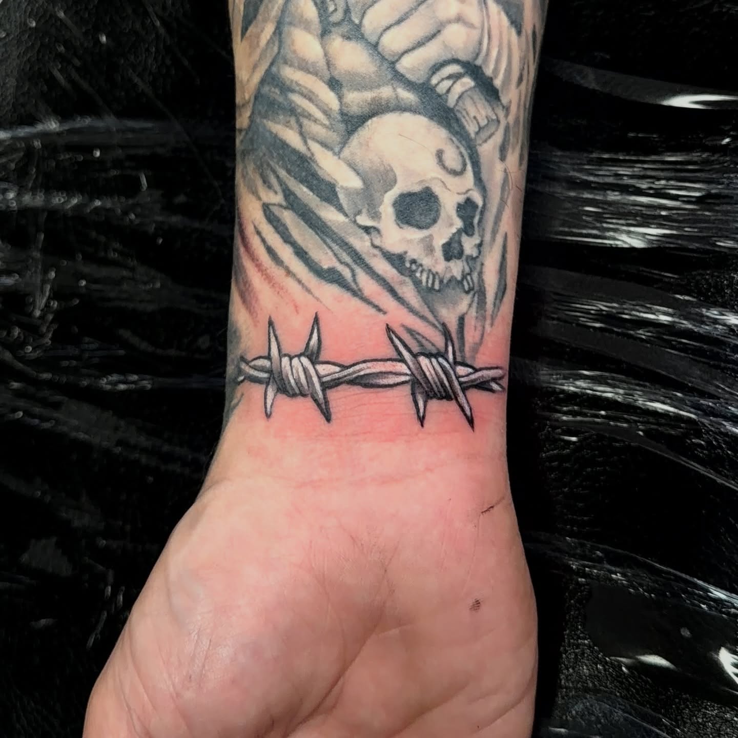 Tattoo by @veranosarttt — black_and_grey, realism