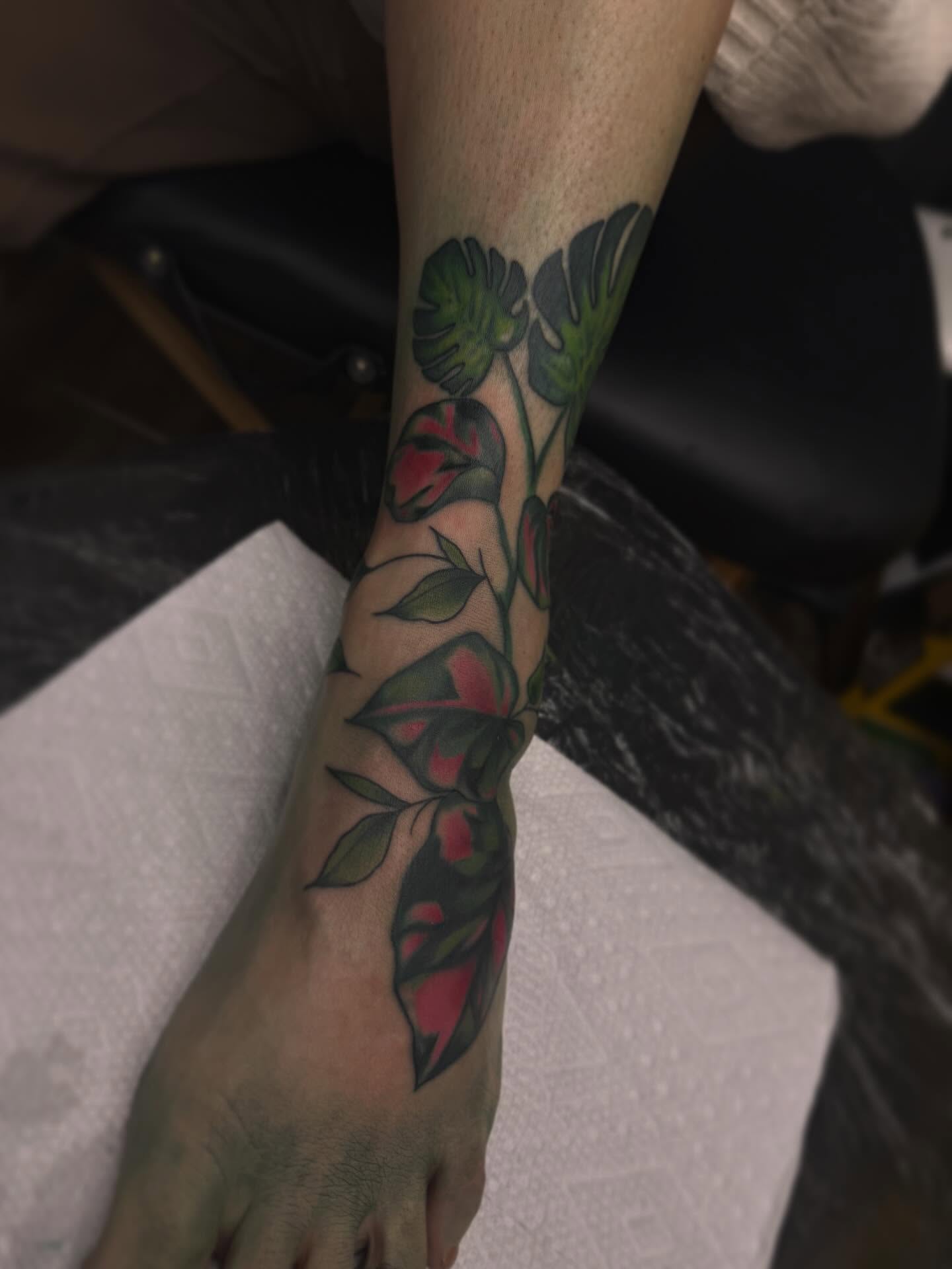 Tattoo by @waylenwaylen_ — realism