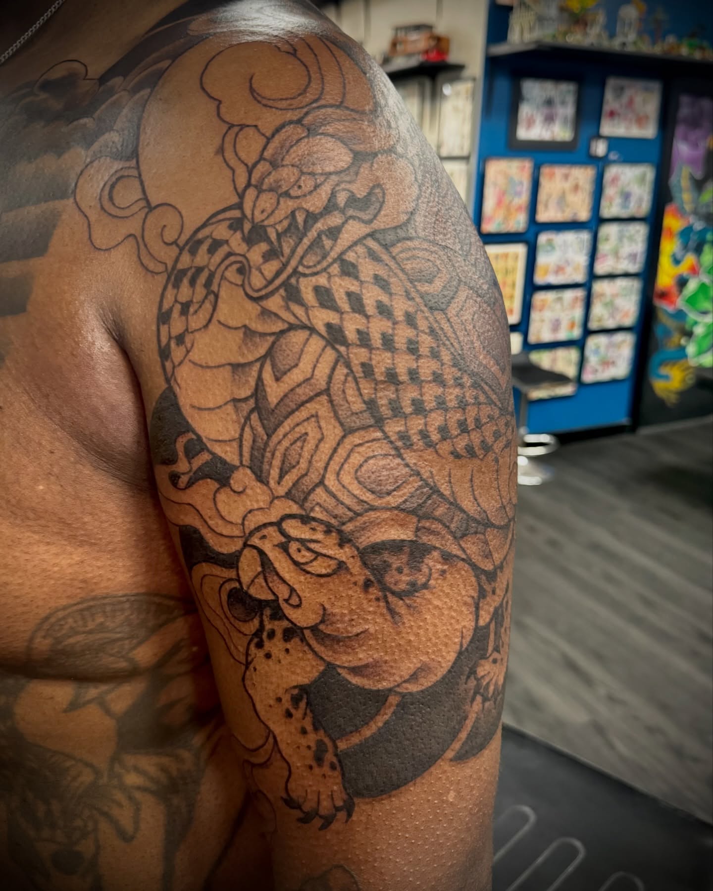 Tattoo by @weaponix — japanese_irezumi, geometric