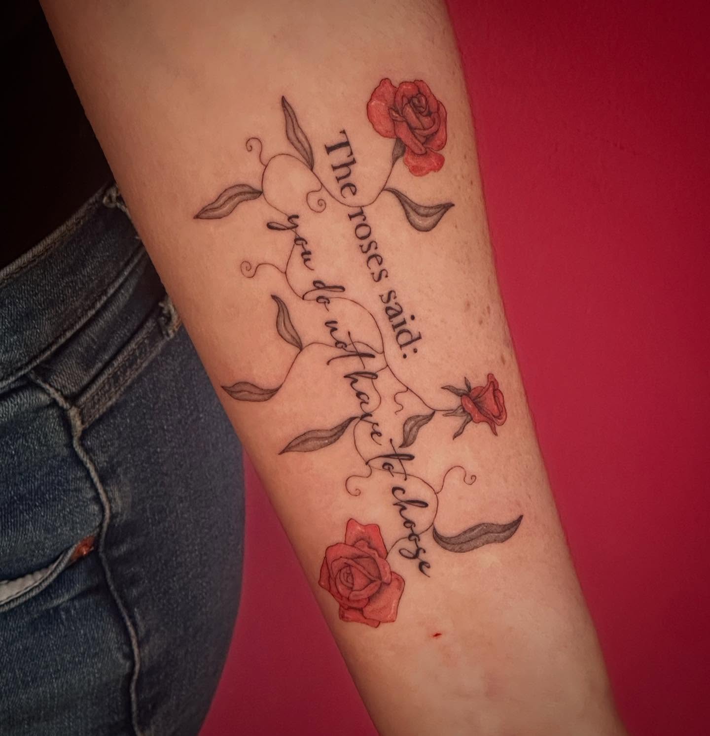 Tattoo by @roses.in.gloom — fine_line