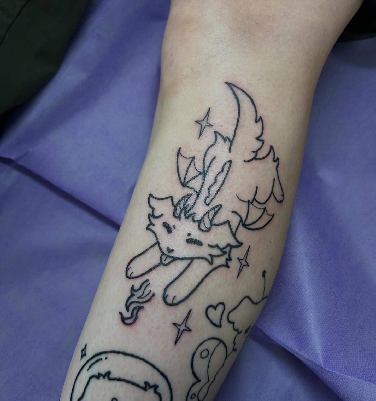 Tattoo by @raven.without.wings — black_and_grey