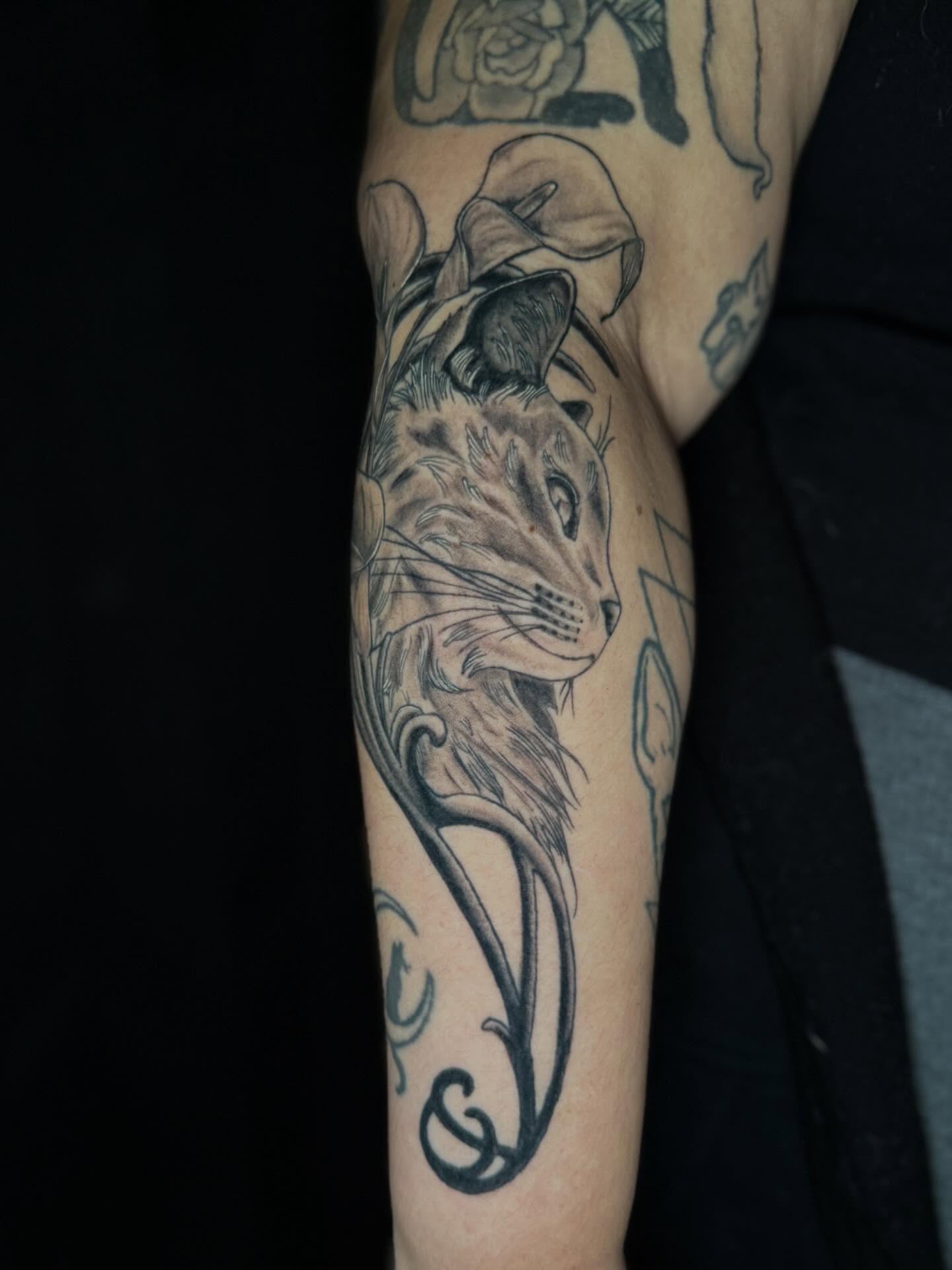 Tattoo by @krasuetattoo — black_and_grey, realism
