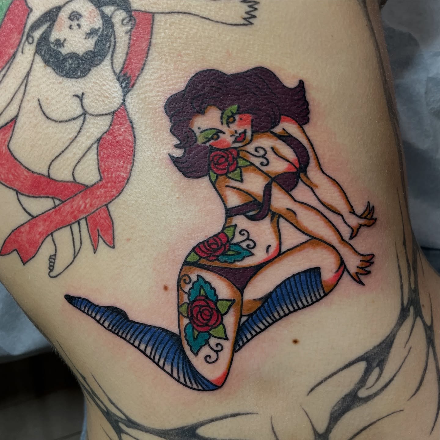Mermaid American traditional tattoo on the thigh by zoe ๐