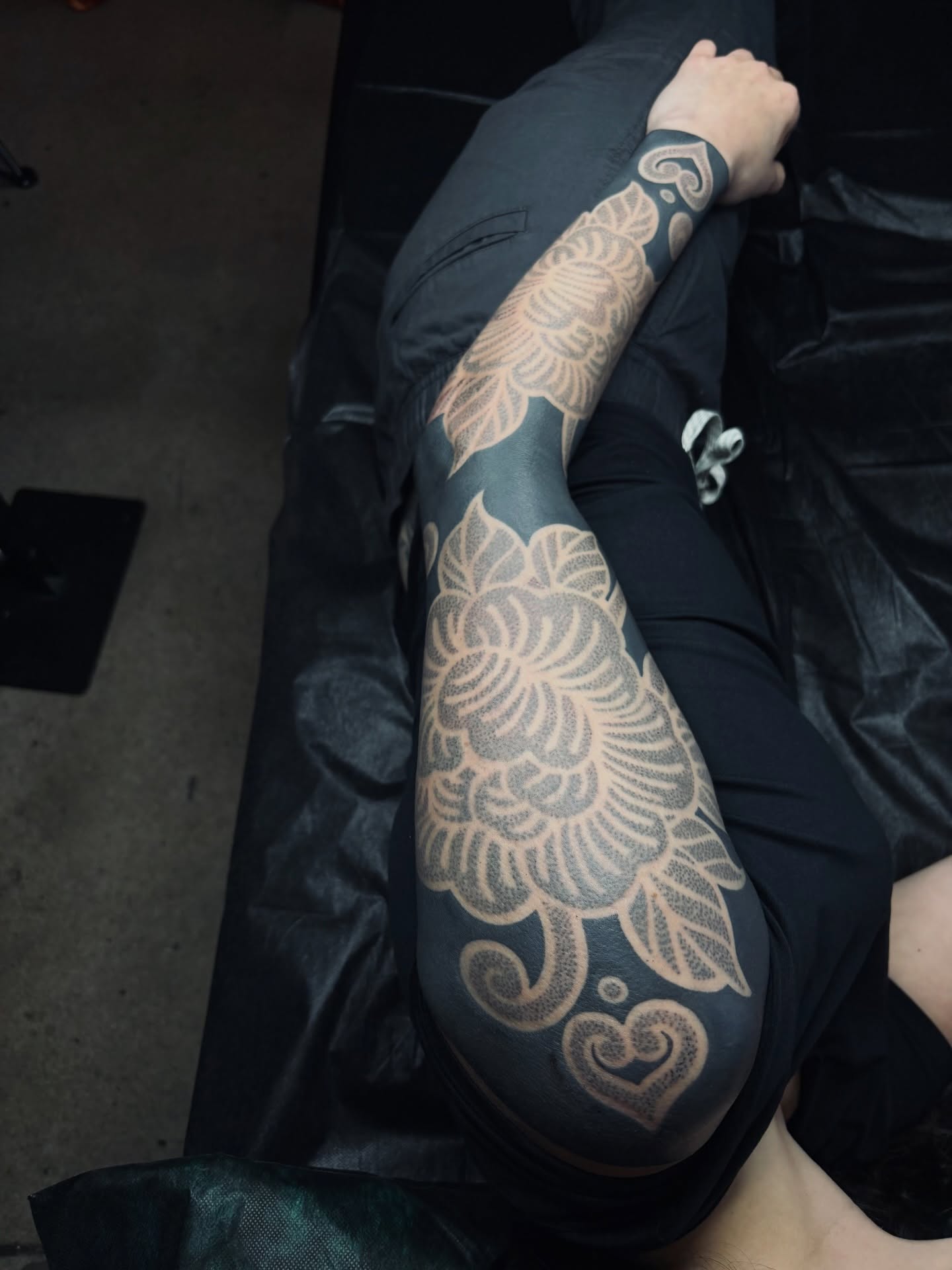 Tattoo by @kolbialexis — dotwork
