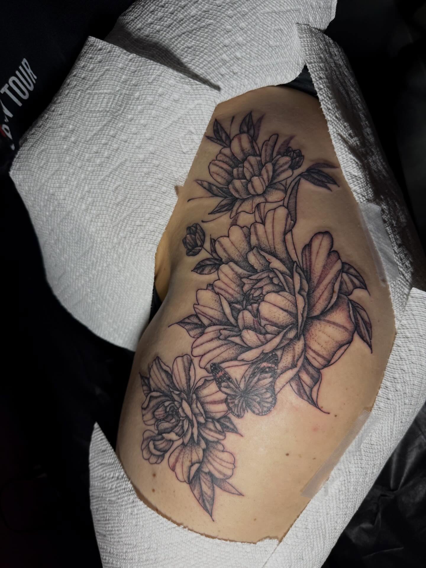 Tattoo by @akdoestattoos — black_and_grey
