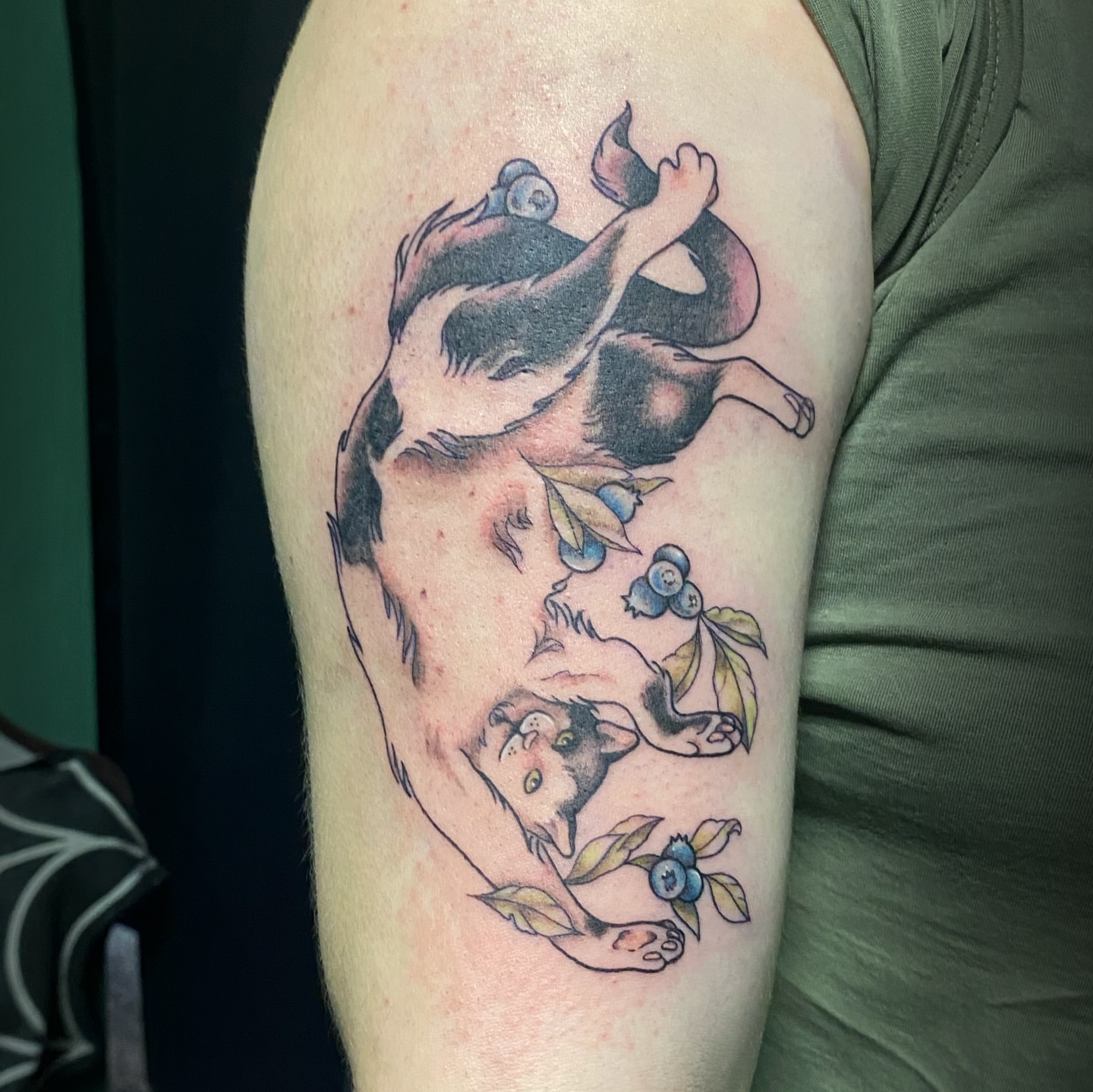 Tattoo by @gentledeviltattoo β realism