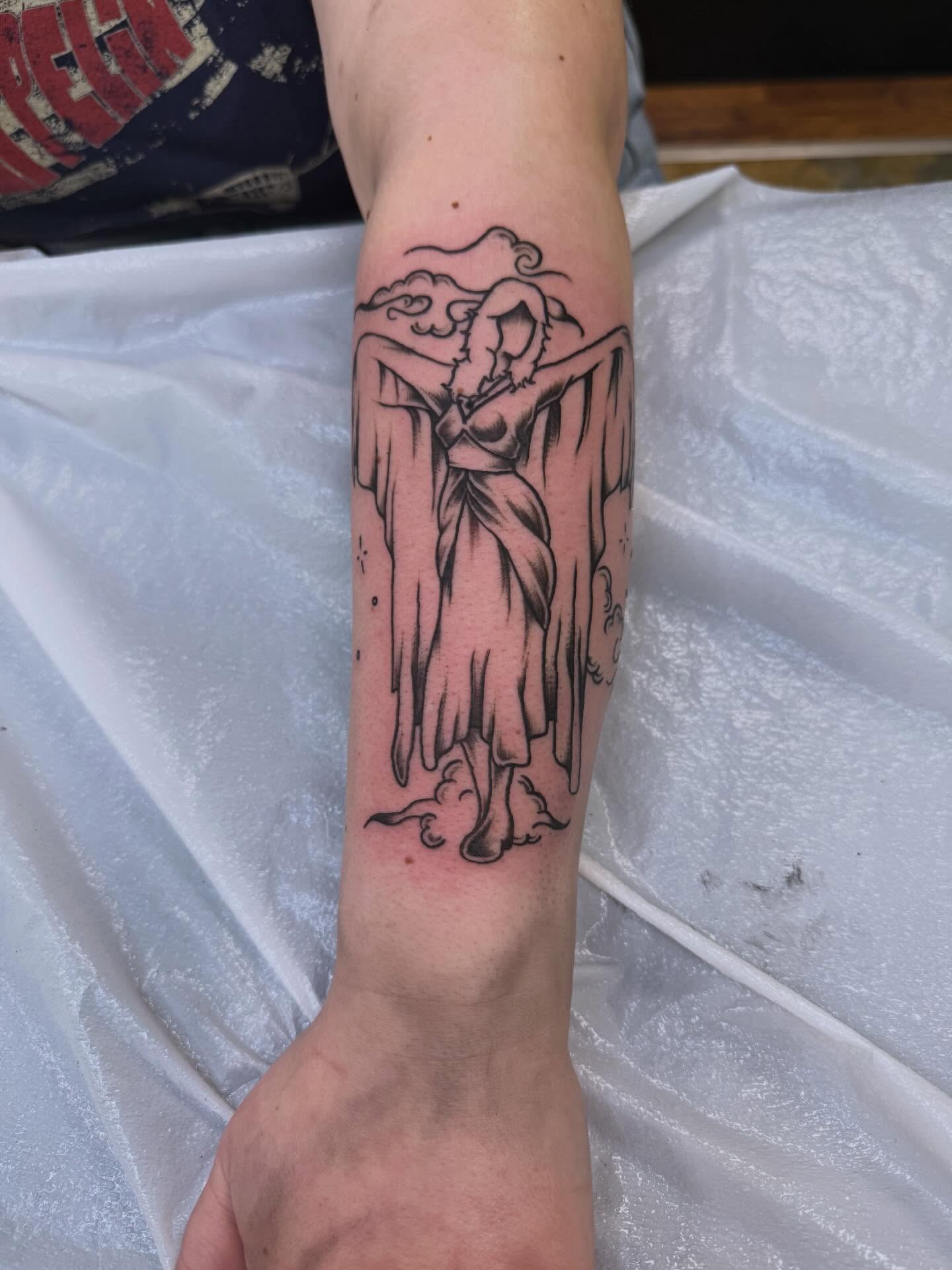Tattoo by @babyhands.tattoos — black_and_grey