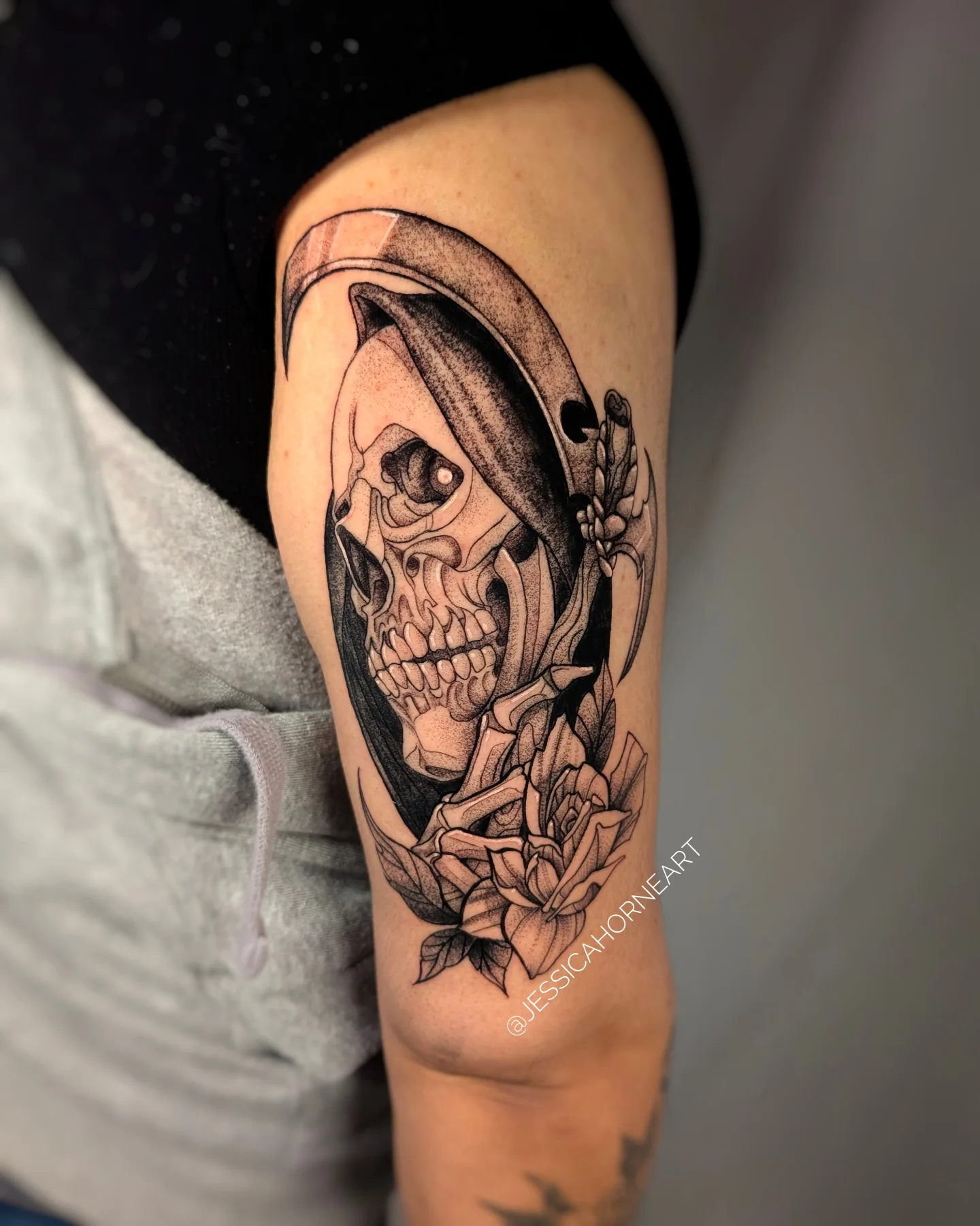 Tattoo by @jessicahorneart β black_and_grey, realism