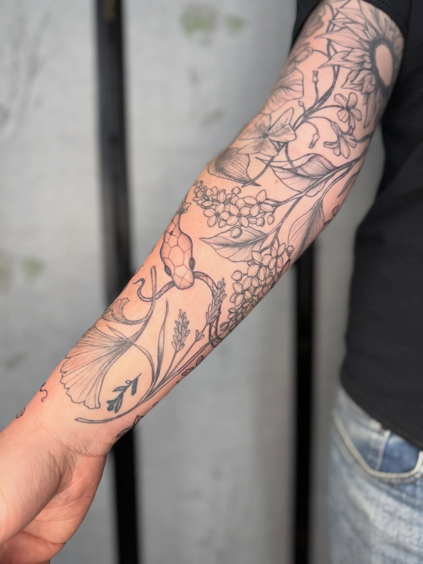 Tattoo by @noelle_adrienne — black_and_grey